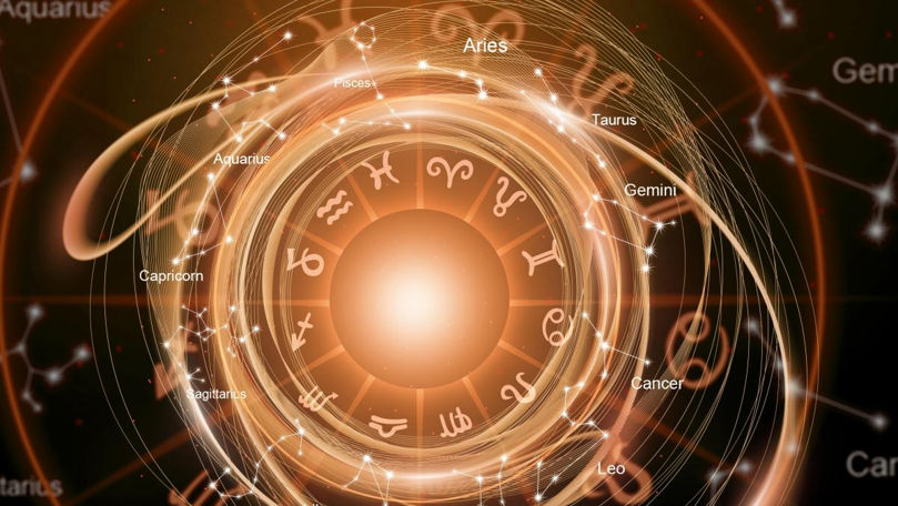 Horoscop 6 august: Zi cu provocări la muncă și echilibru în relații