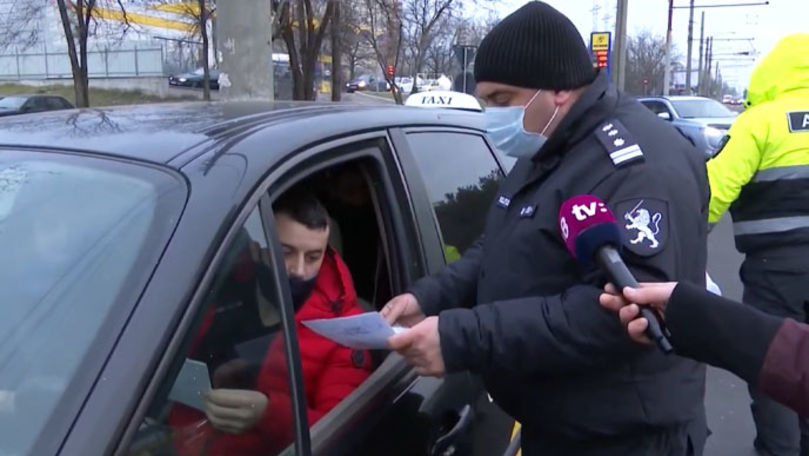 Taximetriști, trași pe dreapta de poliție și ANTA. Nereguli depistate