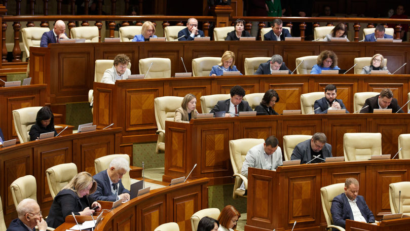 Următorul pe lista PAS: Cine ar putea veni în Parlament în locul lui Adrian Băluțel