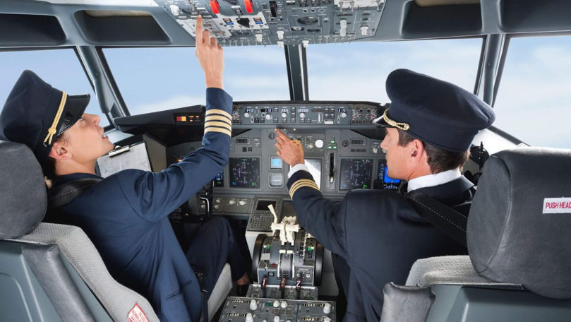 Pilotul unui avion cu 121 de oameni la bord a leşinat după aterizare