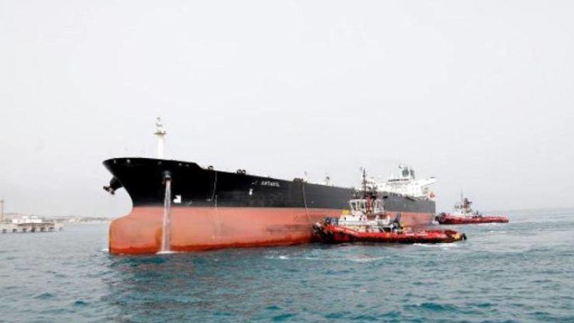 China a cumpărat 3 sferturi din cererea de petrol a planetei