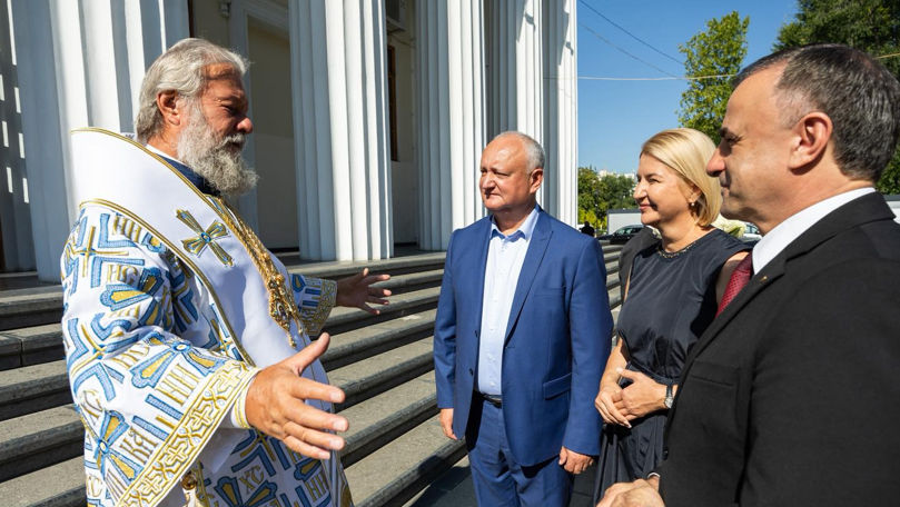 Binecuvântare electorală? Mitropolitul, în poze cu Dodon, Vlah și Tarlev