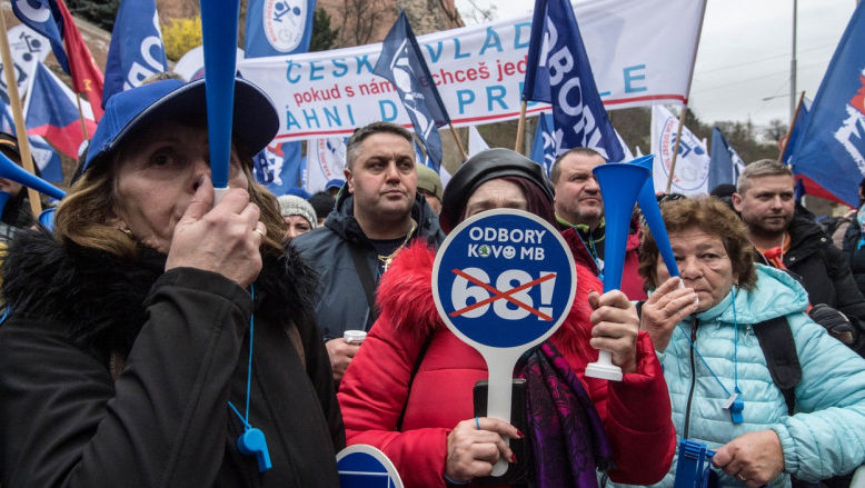 Proteste la Praga: Vârsta de pensionare, majorată până la 68 de ani