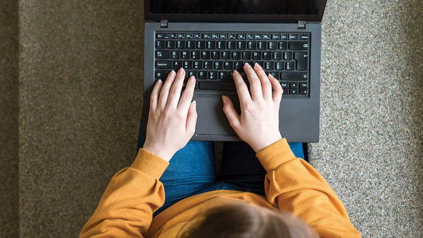 Digitalizarea sistemelor educaționale, prioritate anunțată de MEC