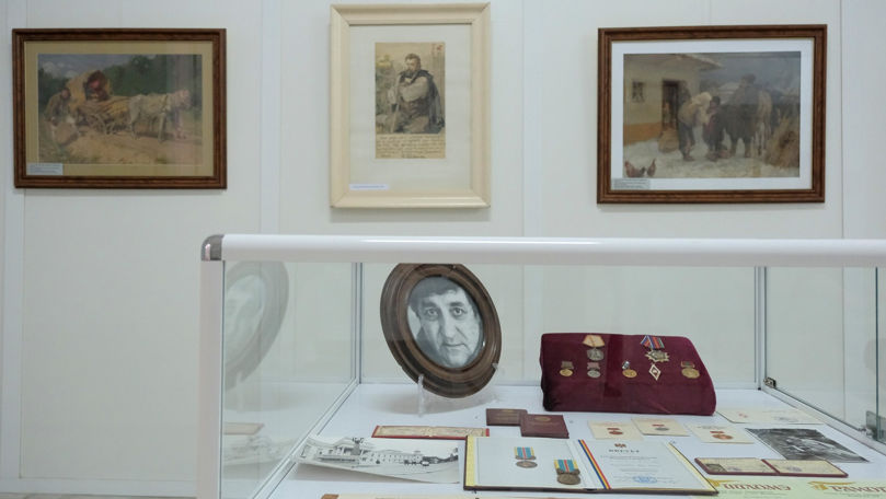 O expoziţie dedicată lui Igor Vieru a fost vernisată la Chișinău