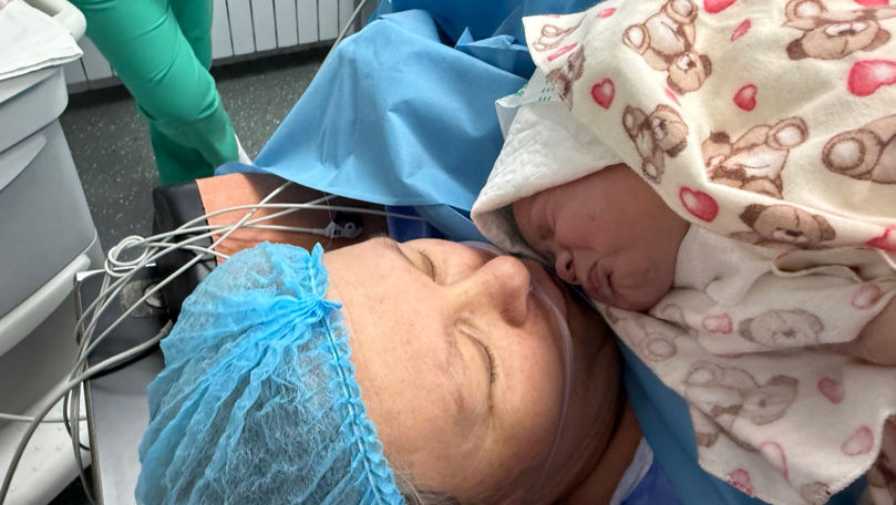 Naștere-record la Chișinău: O femeie a adus pe lume al 14-lea copil