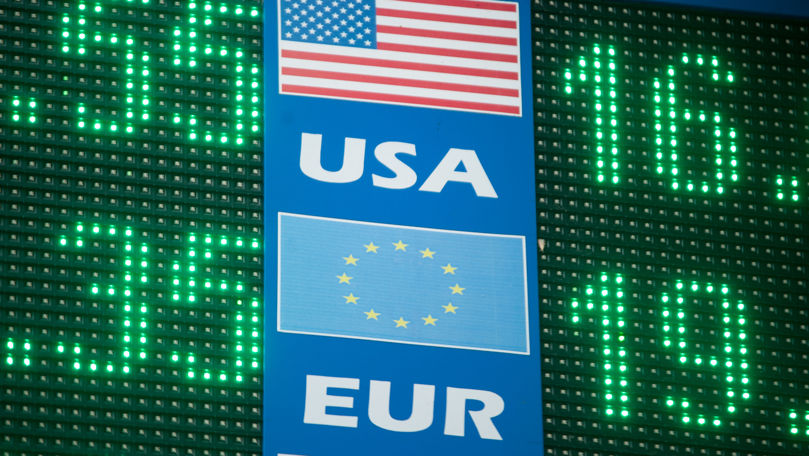 Curs valutar 12 ianuarie 2023: Cât valorează un euro și un dolar
