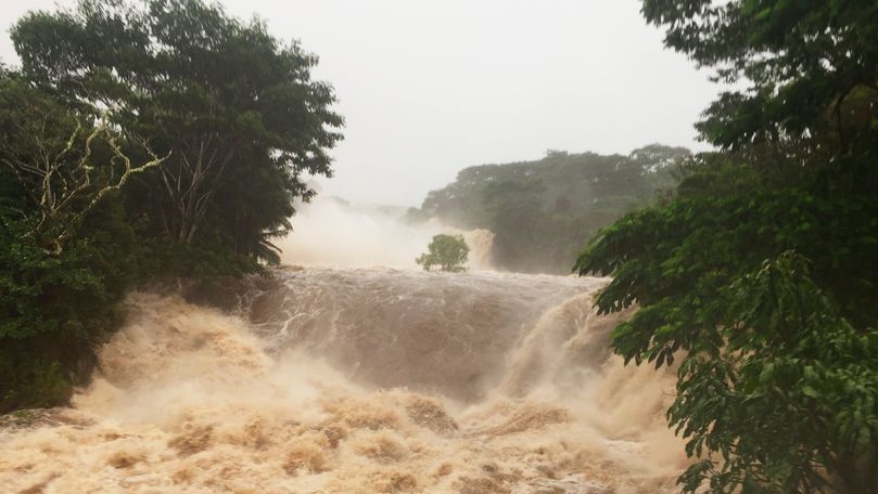 O furtună puternică a provocat inundații în Hawaii