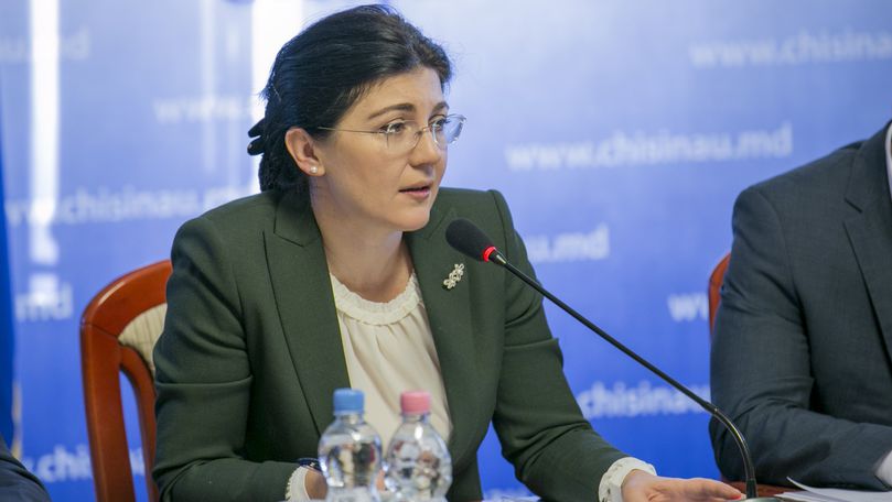 Silvia Radu: Primăria revine pe mâna mafiei