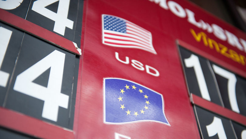 Criza politică loveşte în leu: Cursul euro poate urca la 21 de lei