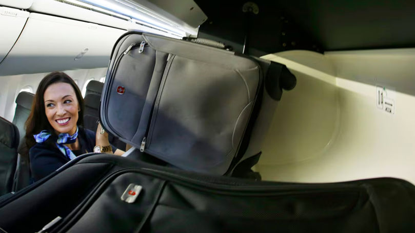 FT: Авиакомпании используют кризис с авиатопливом для лишения пассажиров привилегий.