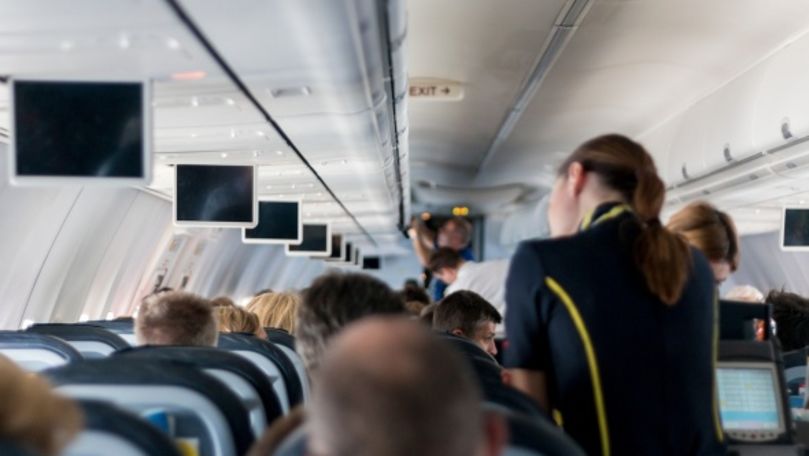 Aterizare de urgenţă la Frankfurt din cauza unor pasageri români