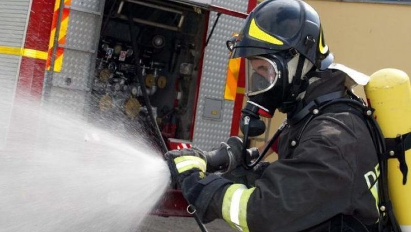 Incendiu la Florești: O casă bătrânească, mistuită de flăcări