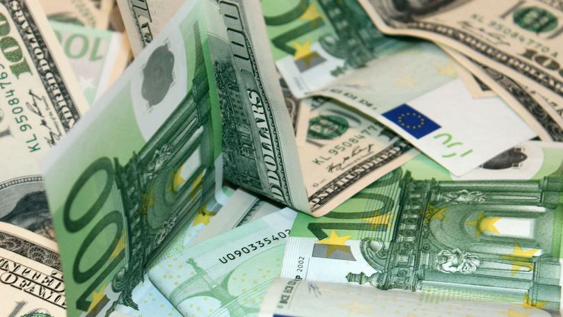 Curs valutar 23 mai 2019: Cât valorează un euro și un dolar