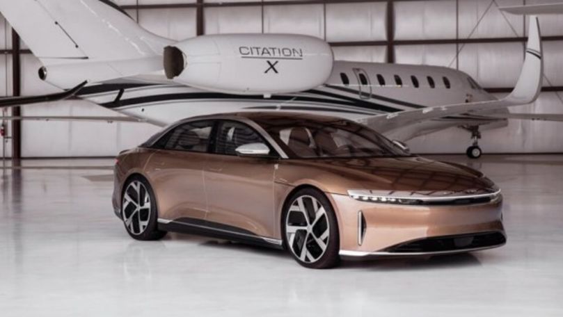 Названы электромобили с самым большим запасом хода.