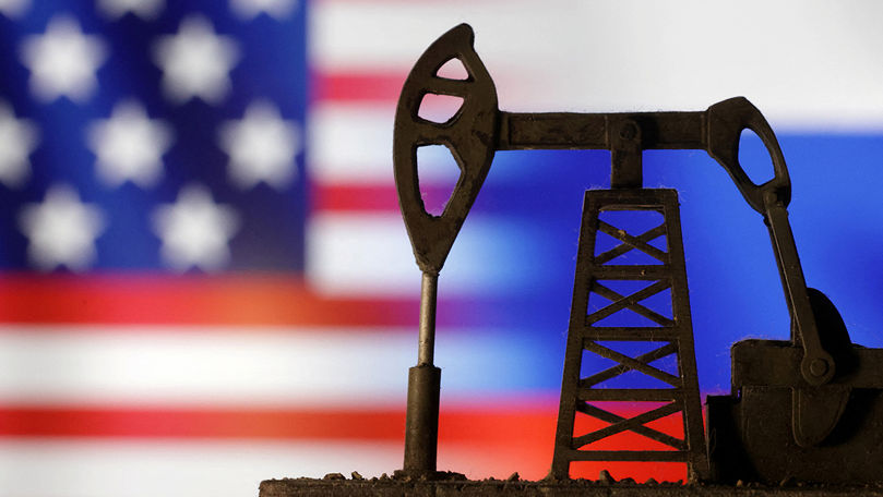 Молдова присоединяется к санкциям США в отношении российских нефтяных компаний.