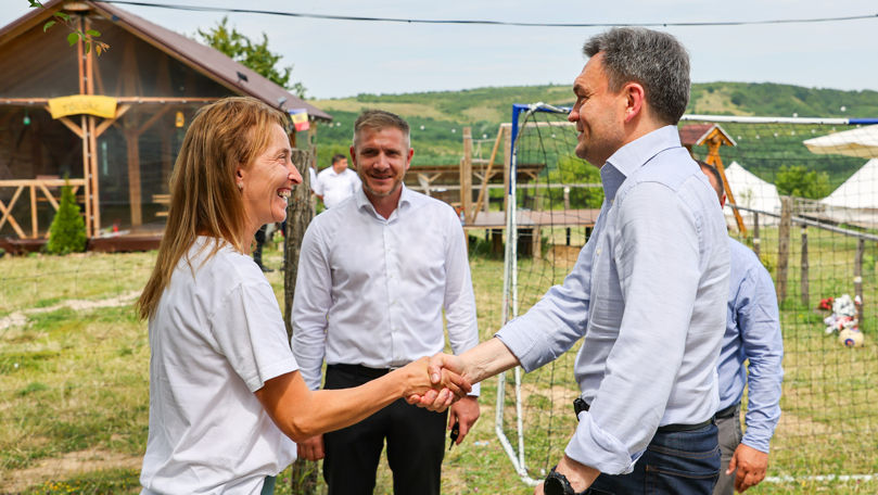 Dorin Recean a vizitat o afacere turistică inedită din Nisporeni