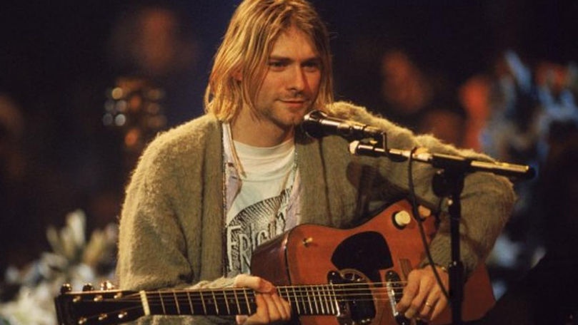 Cardiganul purtat de Kurt Cobain, vândut pentru 75.000 de dolari