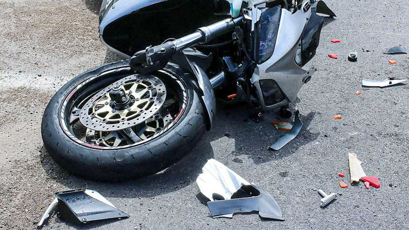 Accident la Sângerei: Un motociclist a murit. Pasagera, la spital