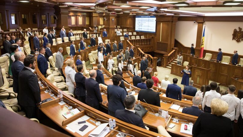 Noul regulament al Legislativului: Deputații vor depune jurământ