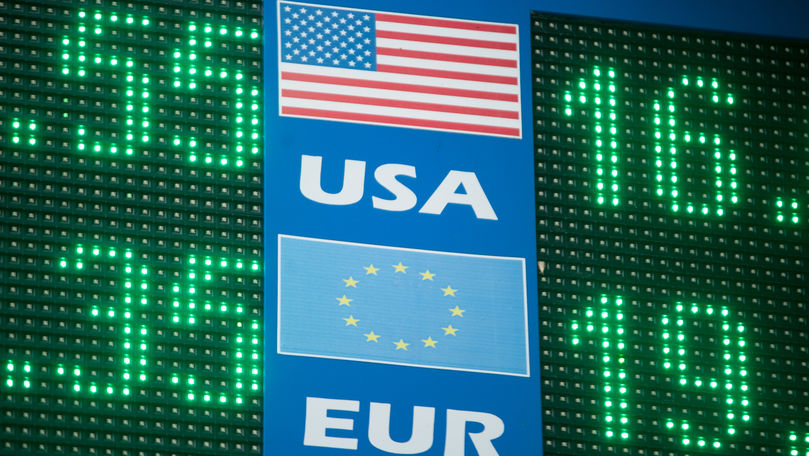 Curs valutar 2 septembrie 2021: Cât valorează un euro și un dolar