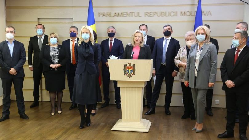 Pentru Moldova раскритиковали отставку правительства: «Безответственное отношение».