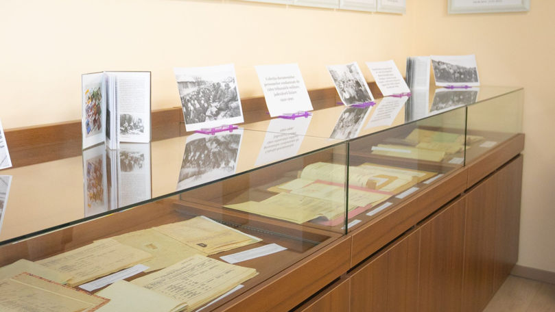 Expoziția primului val de deportări staliniste, organizată la Parlament