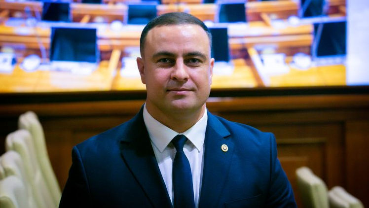 Deputații au votat: Alexandr Pînzari este noul director al CNA