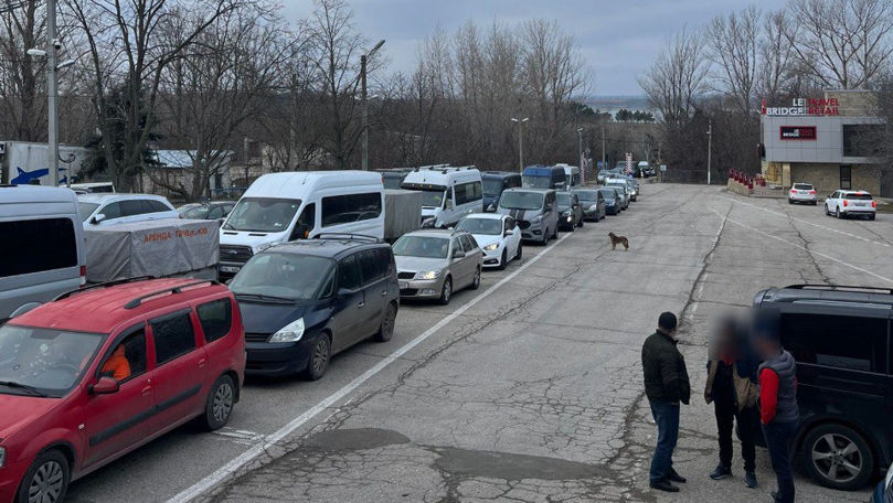 Atenție, călători: Trafic intens în punctul vamal Costeşti-Stânca