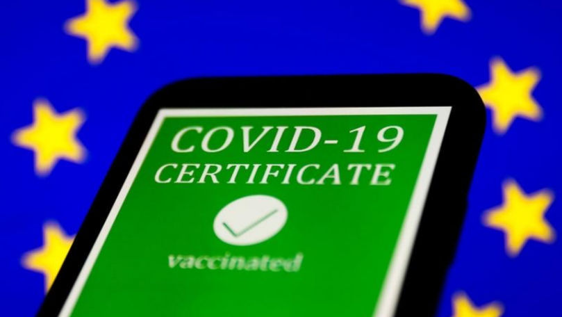 Moldovenii sunt îndemnați să descarce repetat certificatul COVID-19