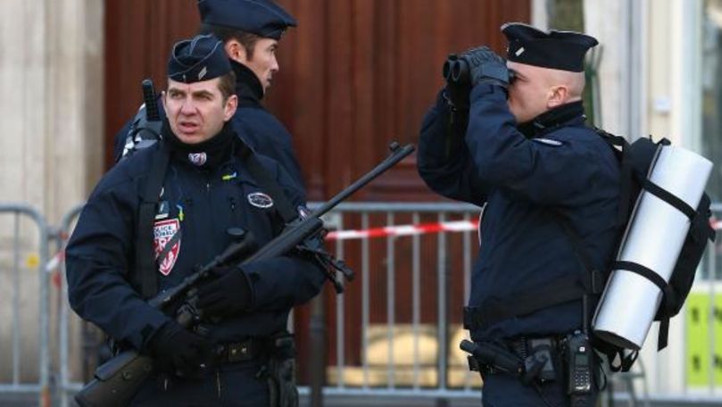 Franța: Un comando înarmat a atacat escorta penitenciară