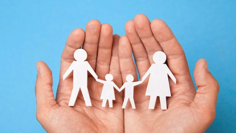 CNAS a finanțat plata indemnizațiilor pentru familiile cu copii