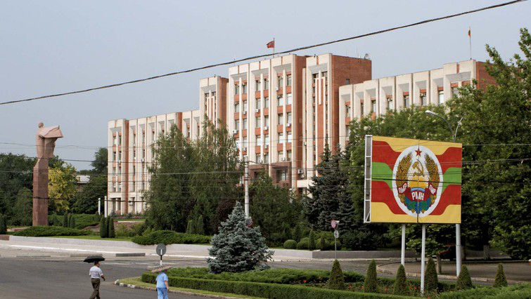 Chișinăul instituie control asupra liderilor separatiști de la Tiraspol