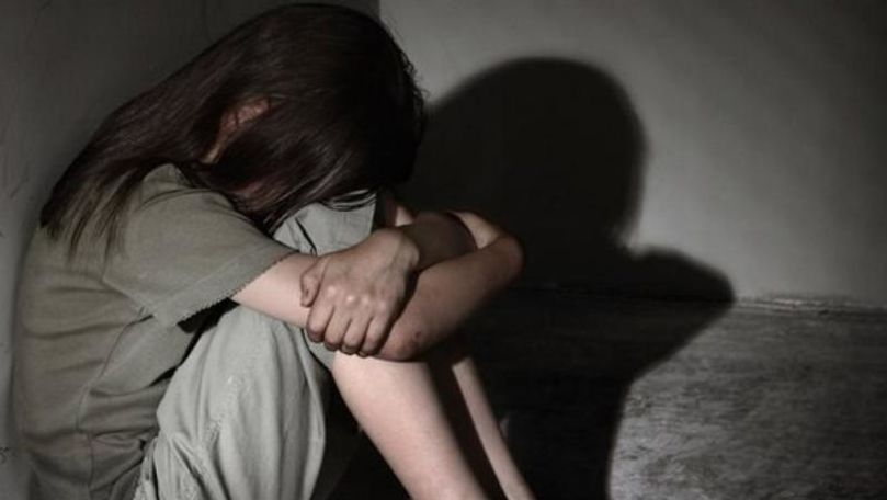 Caz îngrozitor la Fălești: Trei elevi au violat o copilă de 11 ani