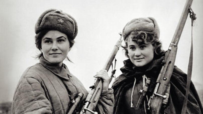 Femeile din Armata Roşie: Cultul fake al veteranilor de război în URSS
