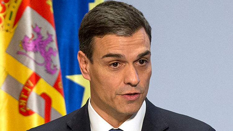 Премьер Испании: Не будем аплодировать тем, кто поджигает мир, а потом приходит с ведром.