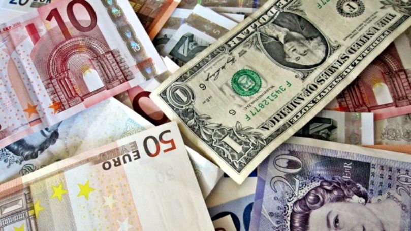 Curs valutar 24 mai 2019: Cât valorează un euro și un dolar