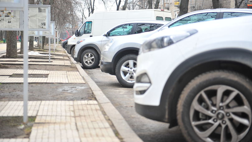 Reguli noi pentru parcarea mașinilor, în vigoare de astăzi