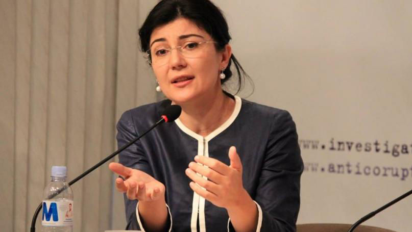 Percheziții la ex-primărița interimară Silvia Radu: O persoană, reținută