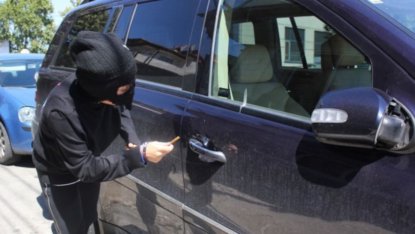 INP: Recomandări pentru a evita furturi din mașini de Paștele Blajinilor