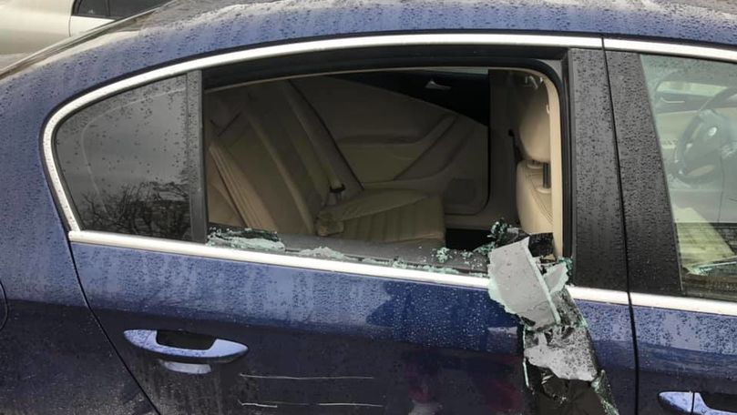 Un automobil a fost vandalizat noaptea trecută în sectorul Ciocana