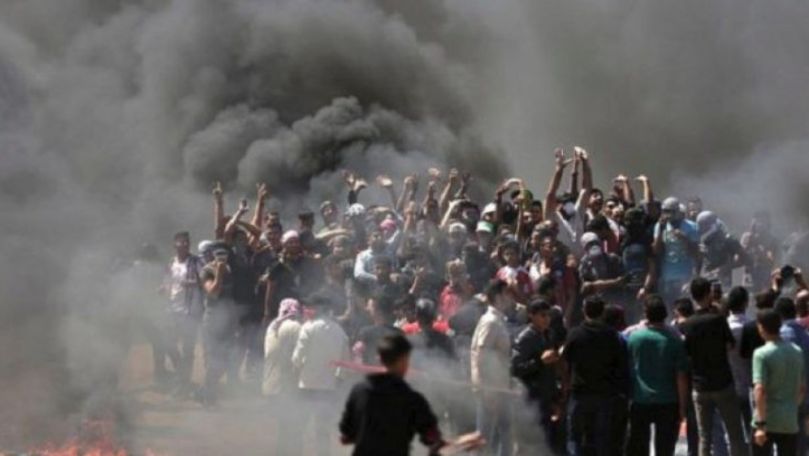 Violențe la frontiera cu Fâşia Gaza. Peste 100 de protestatari răniţi