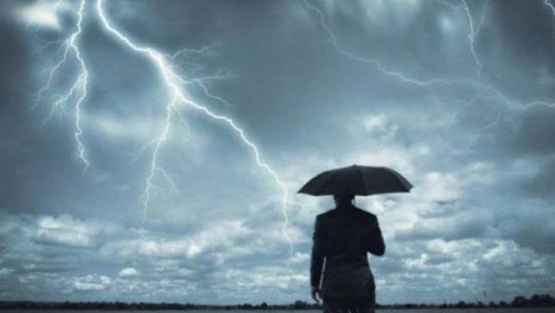 Alertă meteo: Cod Galben de ploi cu fulgere și grindină în R. Moldova