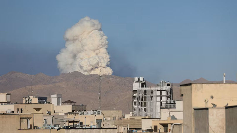 Israelul bombardează din nou Iranul. Trump: Poate intervenim, poate nu