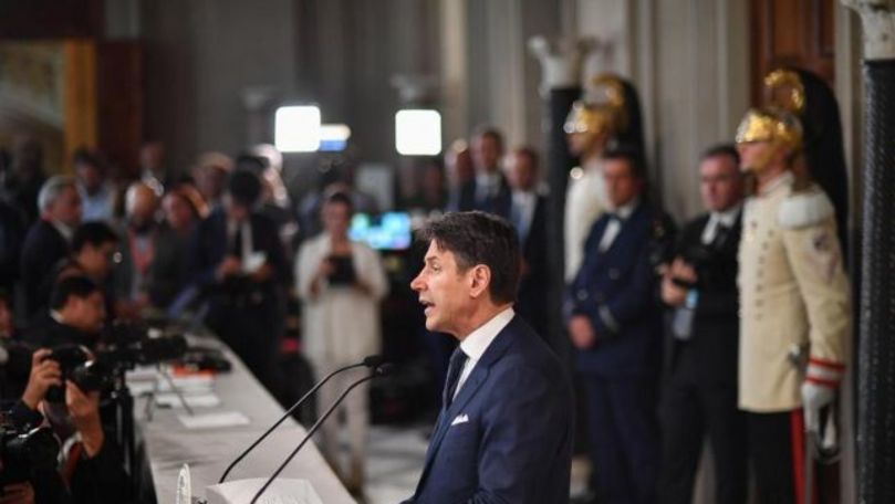 După o lună de criză politică, Italia are Guvern