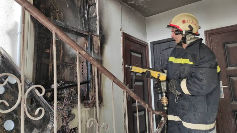 Incendiu într-un bloc de locuit din Durlești: Toți locatarii, evacuați