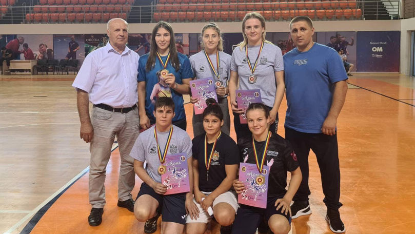 Peste 300 de sportivi au concurat la campionatul național de lupte