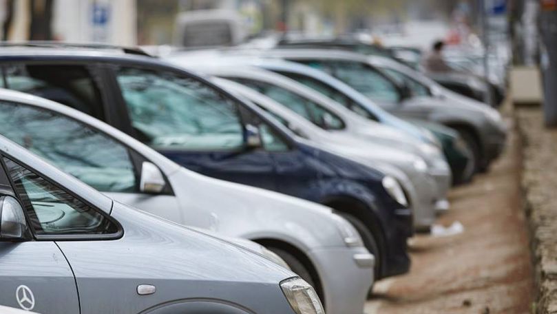 Problema lipsei de parcări în Chişinău a devenit mai gravă de sărbători