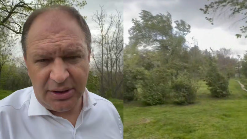 Ион Чебан призвал жителей Кишинёва оставаться дома из-за сильного ветра.