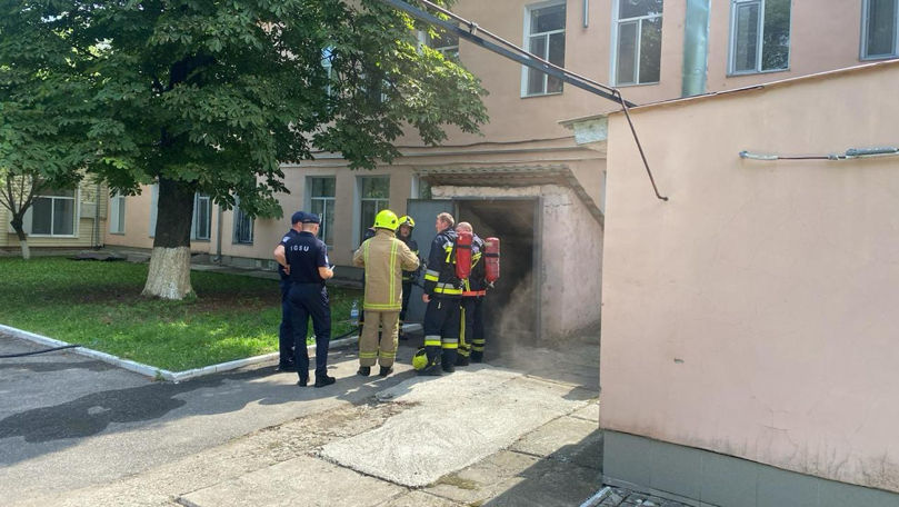 Incendiu la Spitalul Raional Ungheni: 26 de persoane, evacuate